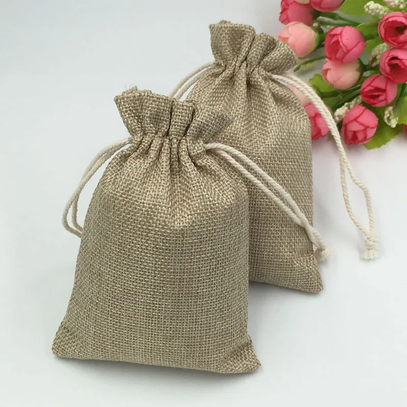 

10*14cm 50pcs Vintage Natural Burlap Hessia Gift Candy Bags Wedding Party Christmas Favor Gift Pouch Jute Drawstring Bag