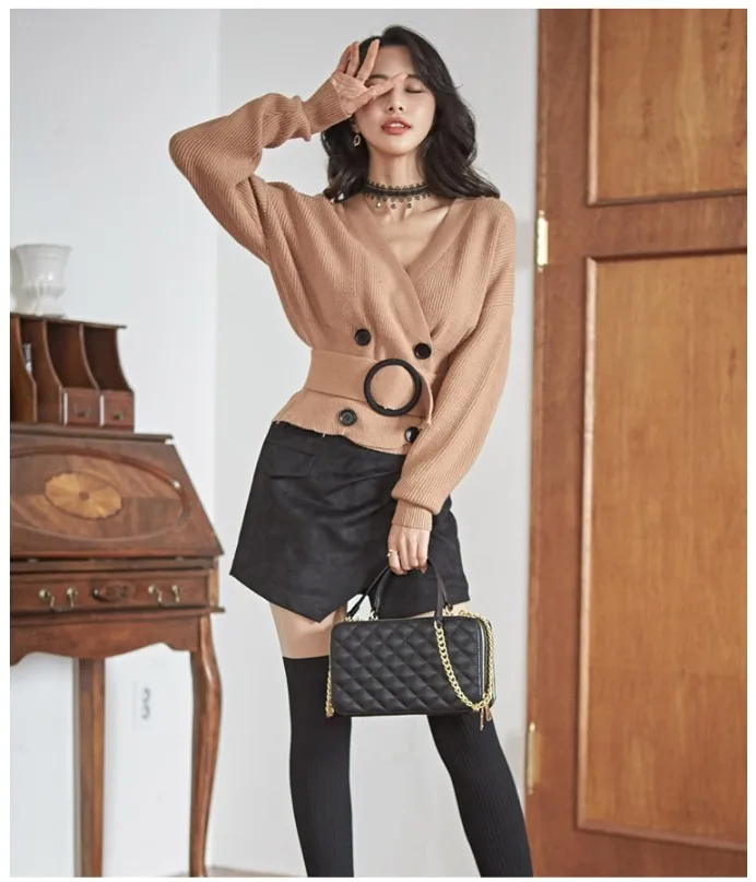 New High Quality Warm Cardigan Winter Women V Neck Double Breasted Short Sweaters Women Casual With Belt Knit Sweater DS50816