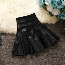 Новинка осени, Женская высокая юбка с тонкой талией, женские одноцветные плиссированные юбки из искусственной кожи