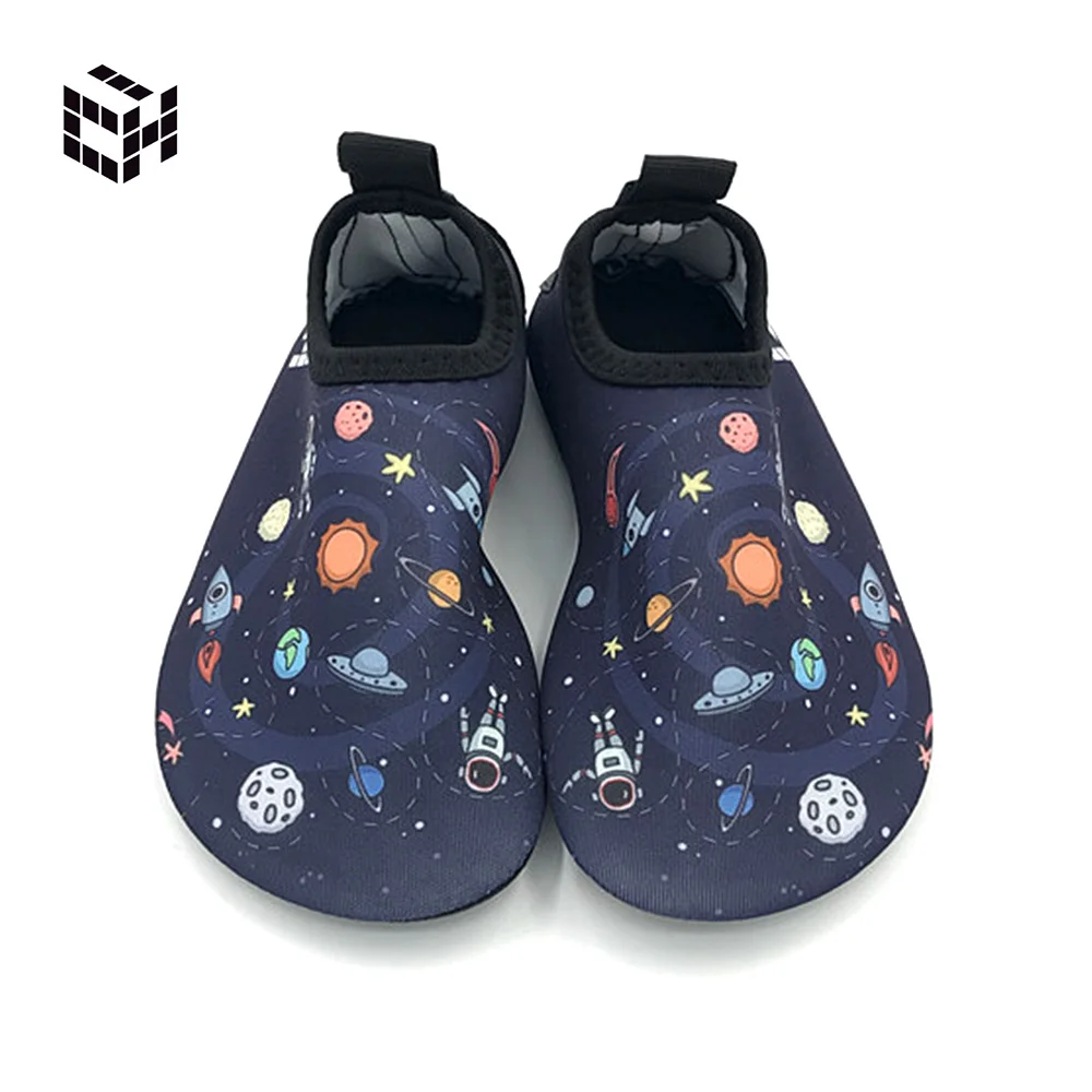 

Kids Wading Shoes Sandals Sea Wade Printing Pattern Lovely Anti-Slippery Breathable Children Water Socks Beach Swimming Shoes