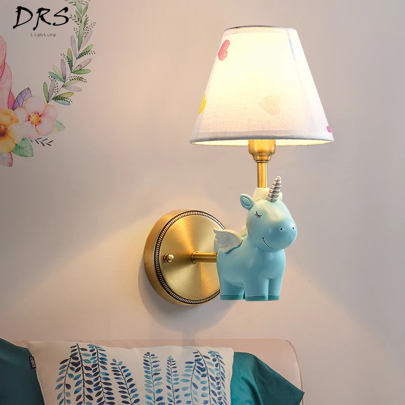Настенный светильник для детской комнаты, медный креативный мультяшный светильник для спальни, скандинавский однорогий светодиодный светильник с животным, светильник с изображением птицы