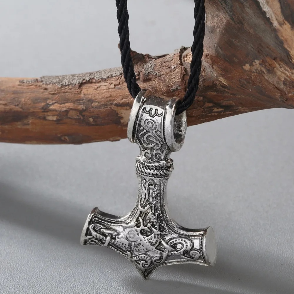 

CHENGXUN Men Viking Odin Axe Head Thors Hammer Mjolnir Pendant Necklace Norse Jewelry Thailand Scandinavian for Boyfriend Gift
