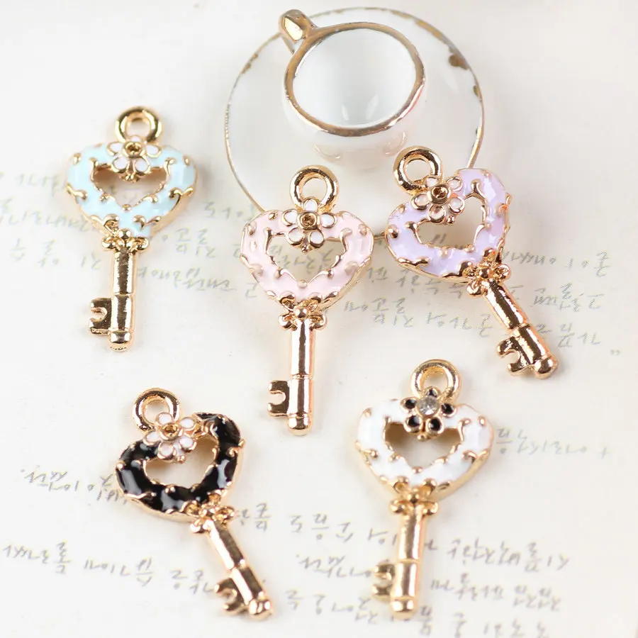 Mini Order 20PCS Trendy heart Jewelry key Charms Gold Tone Enamel Oil