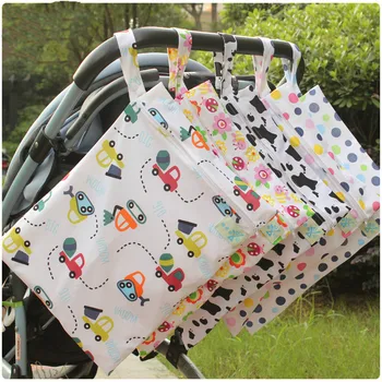 

Baby 30*40cm Diaper Bag Infant Waterproof Reusable Wet Dry Bag Print Pocket Nappy Bag Travel Single Layer Diaper Bag with Zipper