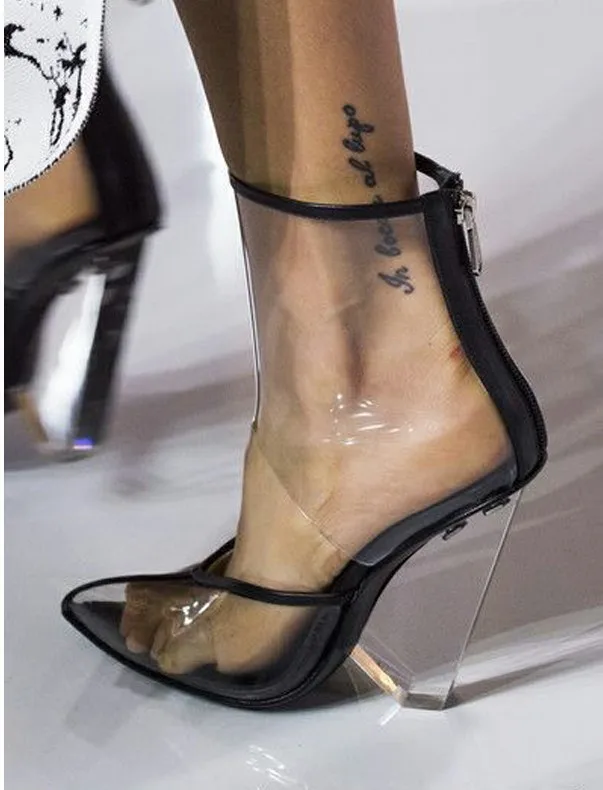 Новейшая модель; брендовые летние сапоги; босоножки из прозрачного ПВХ; модные босоножки на танкетке с острым носком; прозрачные женские туфли на высоком каблуке для подиума - Цвет: as show