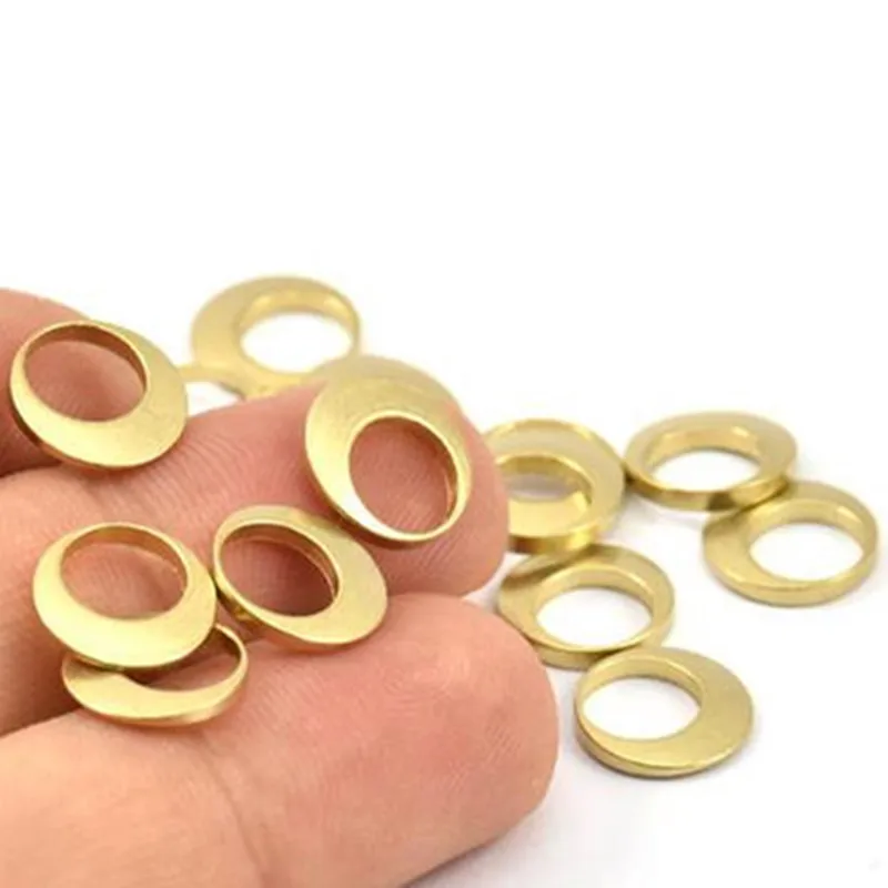 

12pc.. Raw Brass round Tags, Geometric connectors..(10x1.5mm) BS 2008