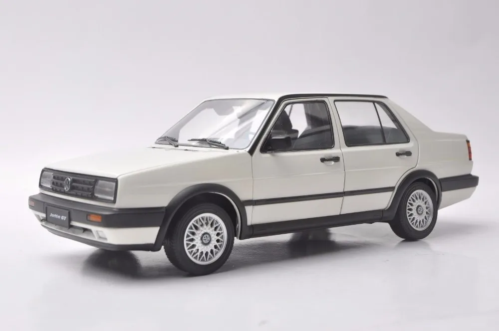 1:18 литая модель для Volkswagen VW Jetta GT MK2 1984 белый седан редкий сплав игрушечный