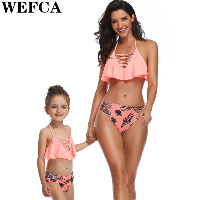 

Two-pieces Family Bathing Outfits Mother and Children Swimwear Mom Daughter Mum Women Kids Baby Swimsuit Beachwear Bikini
