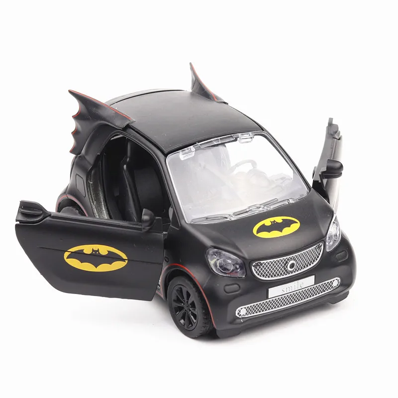 1:28 Batman Smart Fortwo Model Car Diecast Toy Vehicle Gift Collection Black 1:28 Batman Smart Fortwo Model Car Diecast Toy Vehicle Gift Collection Black