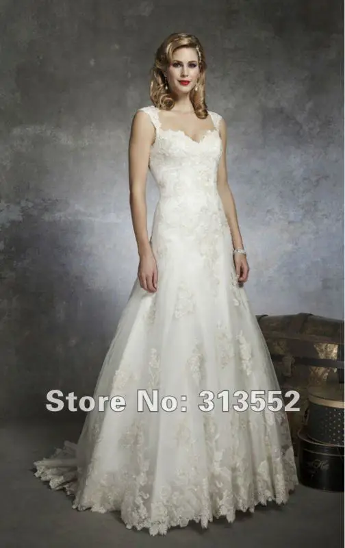 1950s Inspired Full A Line Lace Wedding Dress with Sweetheart Neck and V Back-in Wedding Dresses
