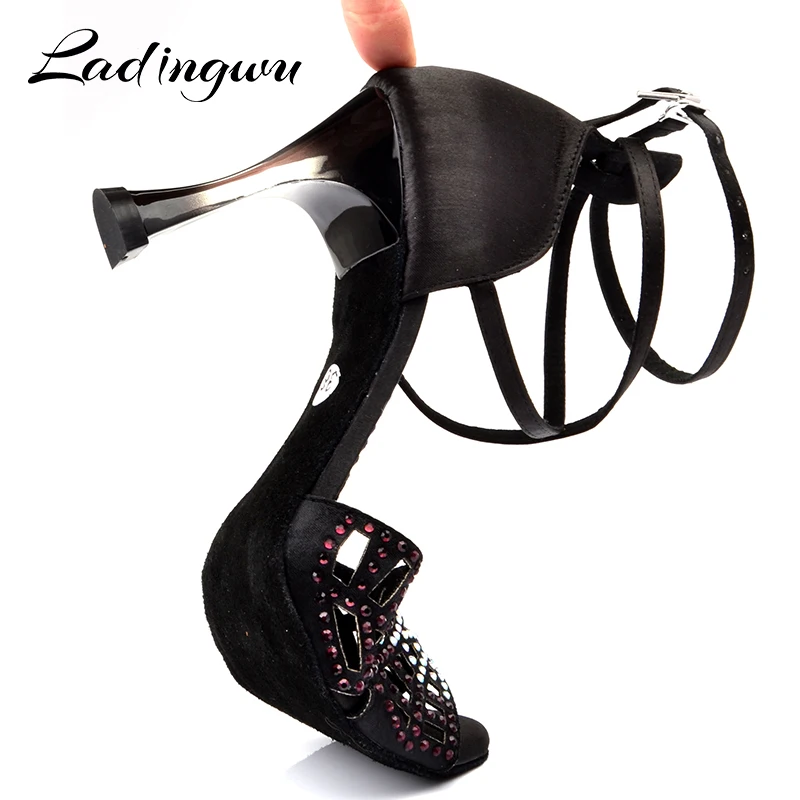 Ladingwu бренд Туфли для латинских танцев черного атласа танцевальная профессии Обувь для танцев градиент каблук и градиент Стразы дизайн