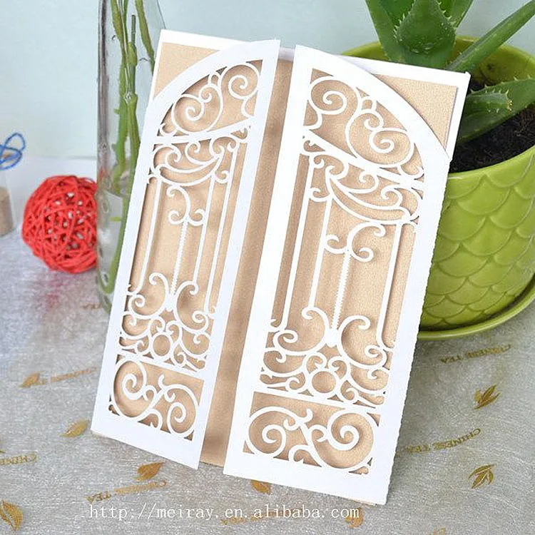 white gate (1)_