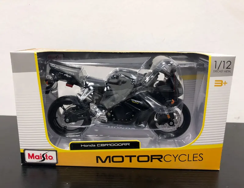 HONDA CBR 1000RR (1)