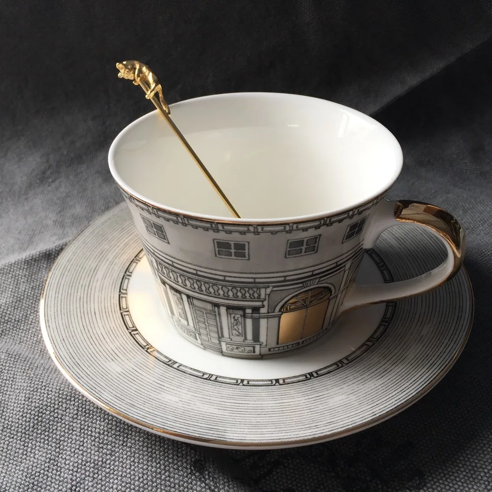 

Fornasetti Tea Cup Nordic Bone Gold Window Retro Swan Castle Classic Wind Coffee Cup Home Decoration (Does not contain a spoon)