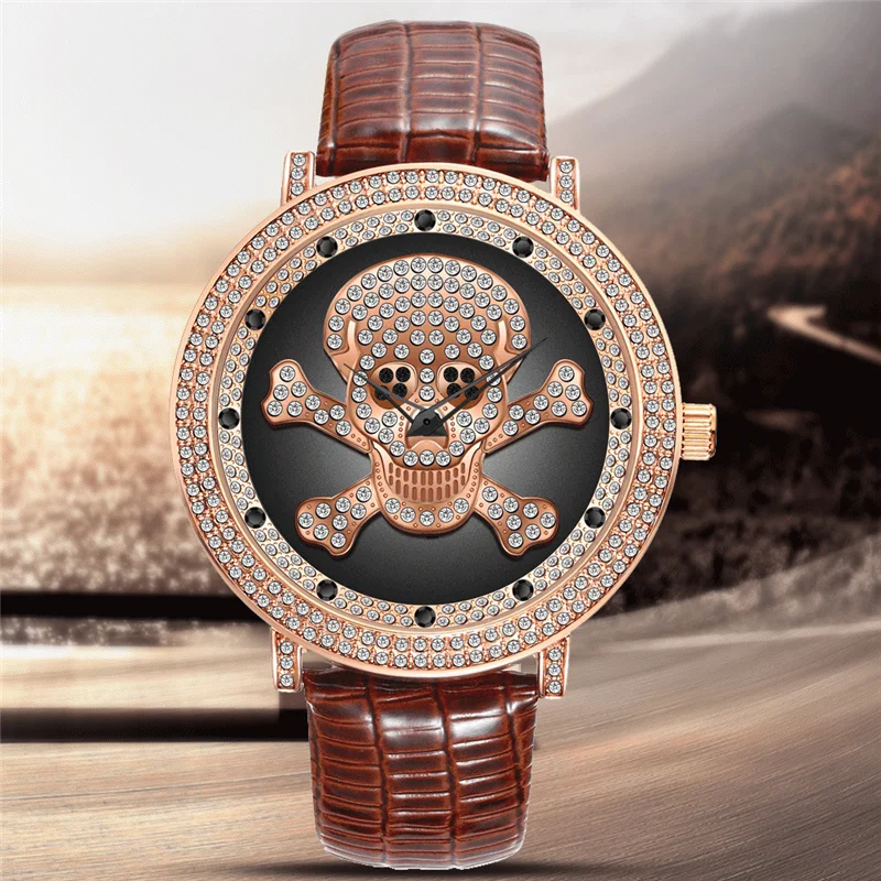 Goede SKONE Unisex Vrouwen Mode Schedel Horloges Casual PU Leer Rhinestone Polshorloge Man Vrouw Quartz Klok Dames Luxe Horloge