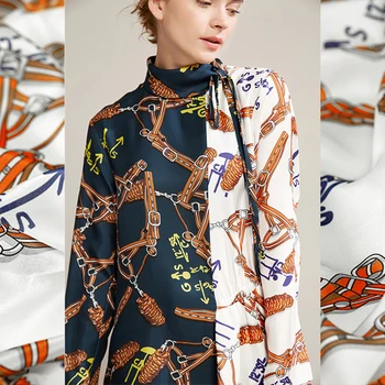 

140CM 16MM Pet Chains Print Blue White Silk Crepe De Chine Fabric for Summer Dress Blouse Skirt Shirt Scarf DE958