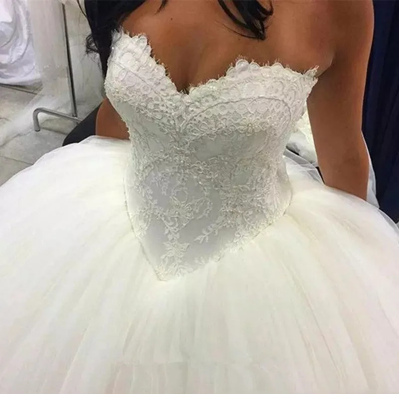 

2019 New Lace Ball Gown Wedding Dress Strapless Vestido de Noiva Bride Gowns