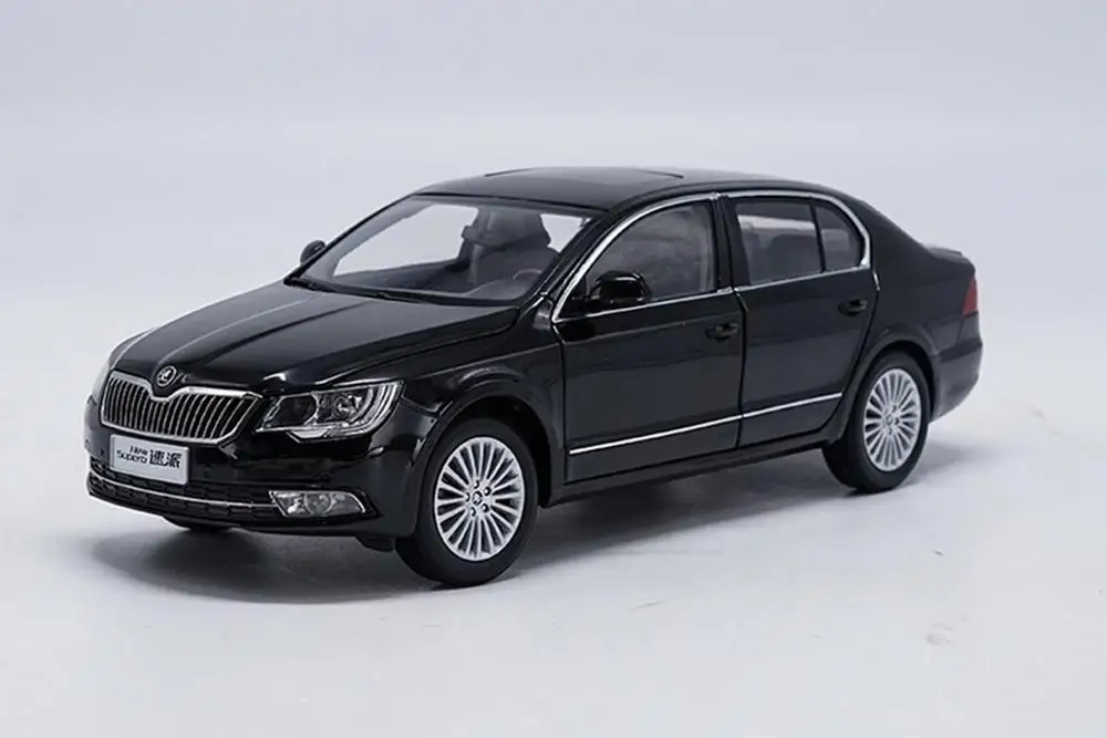 

1/18 VW Volkswagen Skoda SUPERB 2013 black DieCast Car Model Toy Collection