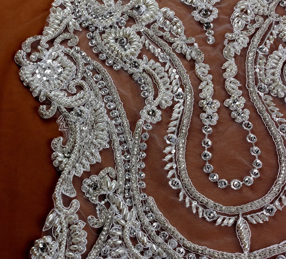 Белый большой узор с тяжелыми бусинами ручной работы аппликация патч полиэстер вышивка патч свадебное платье аксессуары