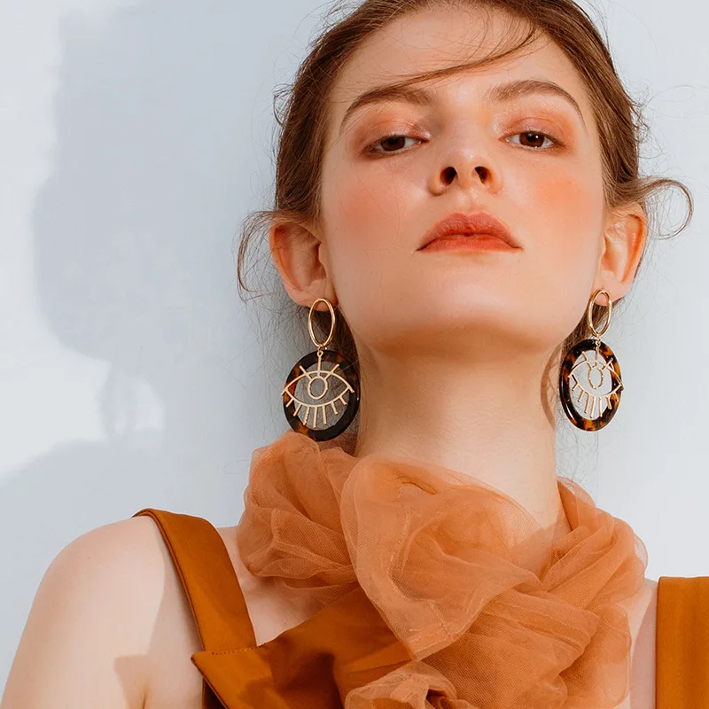 

New Unique Acrylic Leopard Round Drop Earring For Women Gold Color Alloy Hollow Eyes Dangle Earring Fashion Jewelry Brincos 2019