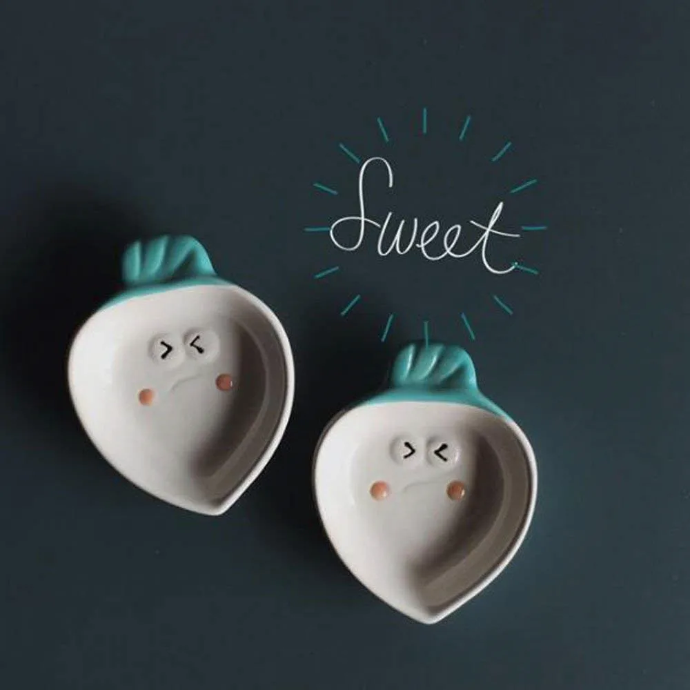 Ceramic Carrot Chestnut Shape Sushi Dipping Bowls Appetizer Plates Porcelain Saucers Bowl Sauce Dishes Dinnerware Porcelain Small Saucer Set(Set of 4)1