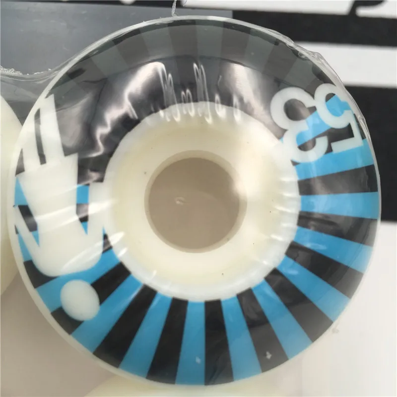 SKATEBOARD WHEEL (127)