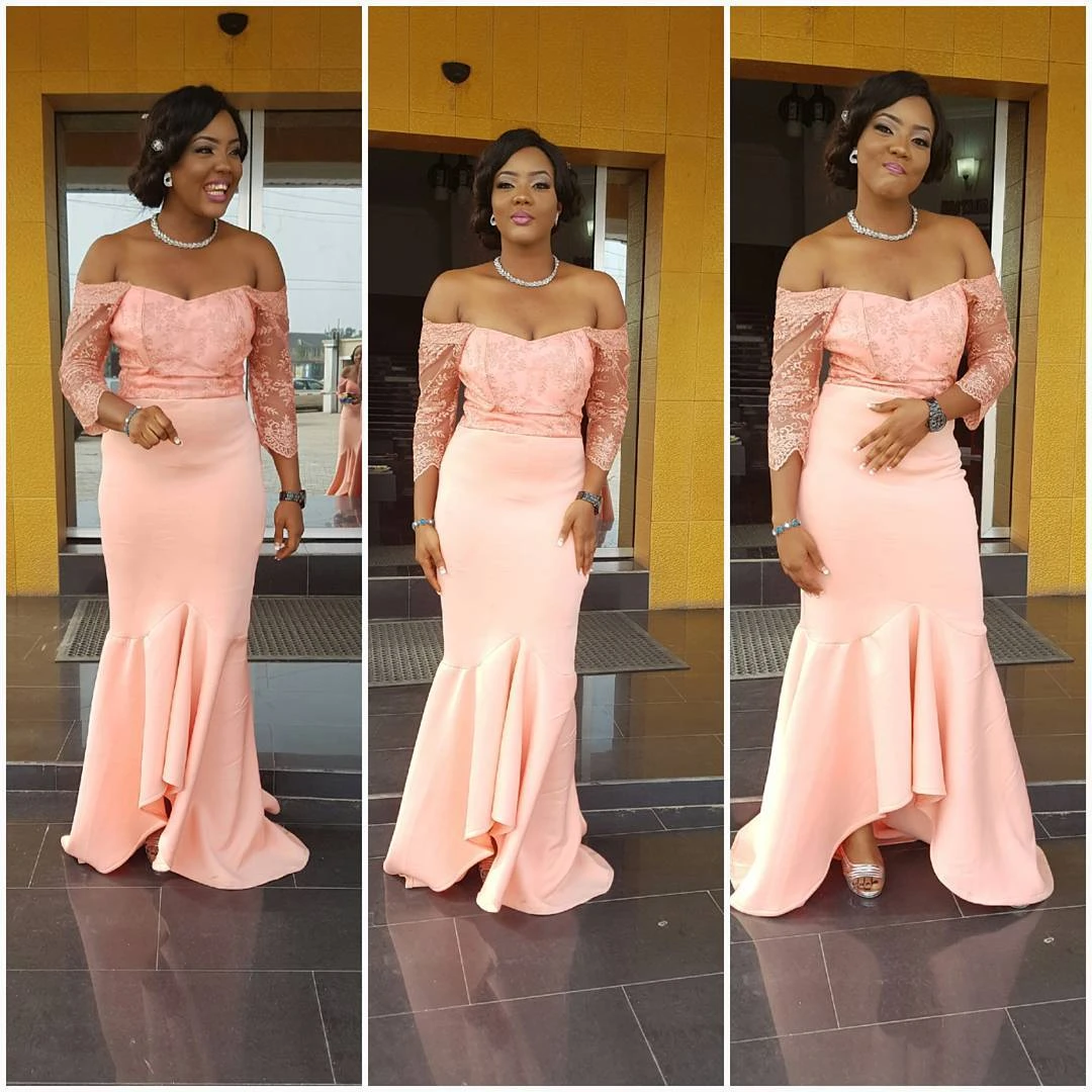 vestido de dama de honra com manga longa