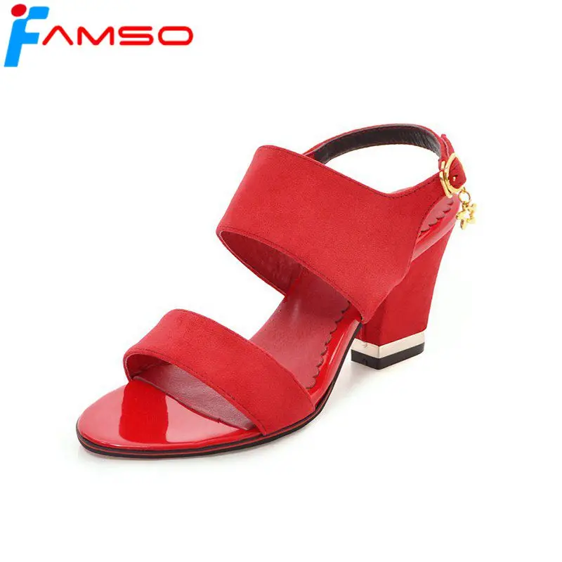 

FAMSO Size34-43 2018 New Women Sandals black Thick Heels Buckle Red Pink green Designer Pink Prom Pumps Sexy Ladies Sandals