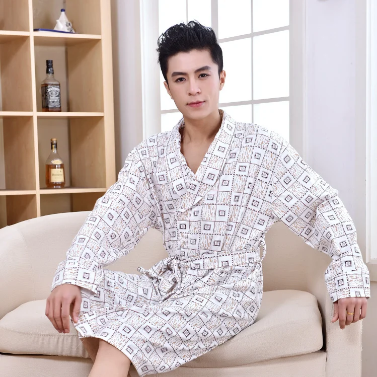 4xl bathrobe
