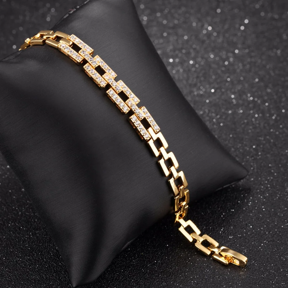 4410815669_984123870