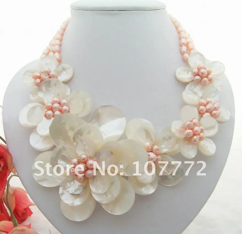 

Pink Pearl&White Shell Flower Necklace