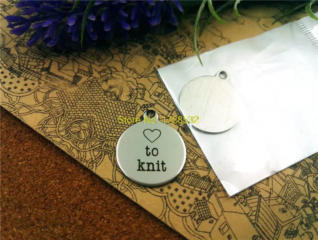

10pcs-stainless steel Charms " heart love to knit" DIY Charms Pendants for necklace/bracelet/keychain DIY jewelry