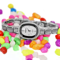 Дамская мода аналоговый Yaqin кварцевые наручные часы Японии PC21J движение блестящий серебристый нержавеющая сталь Группа белый циферблат