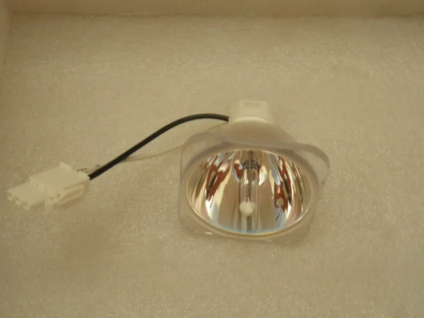 

SHP132 Projector Lamp 5J.J0A05.001 for BenQ MP515/ MP515ST/ MP526 MP576 mp515p /MP525 Projector