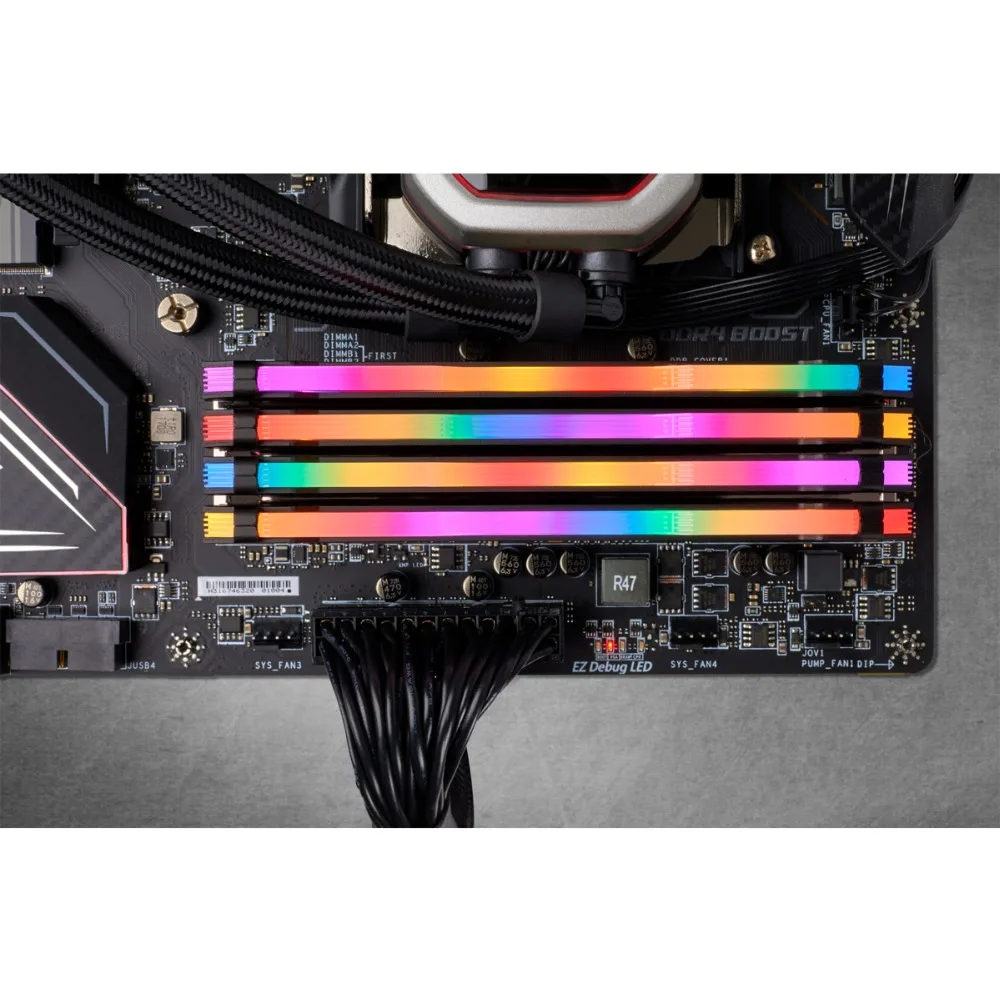 Материнская плата с поддержкой памяти CORSAIR RGB PRO 16 Гб(8 ГБХ 2 шт) 64 ГБ(16 Гб х 4 шт) в одной коробке двухканальная DDR4 RGB PRO 3200 МГц