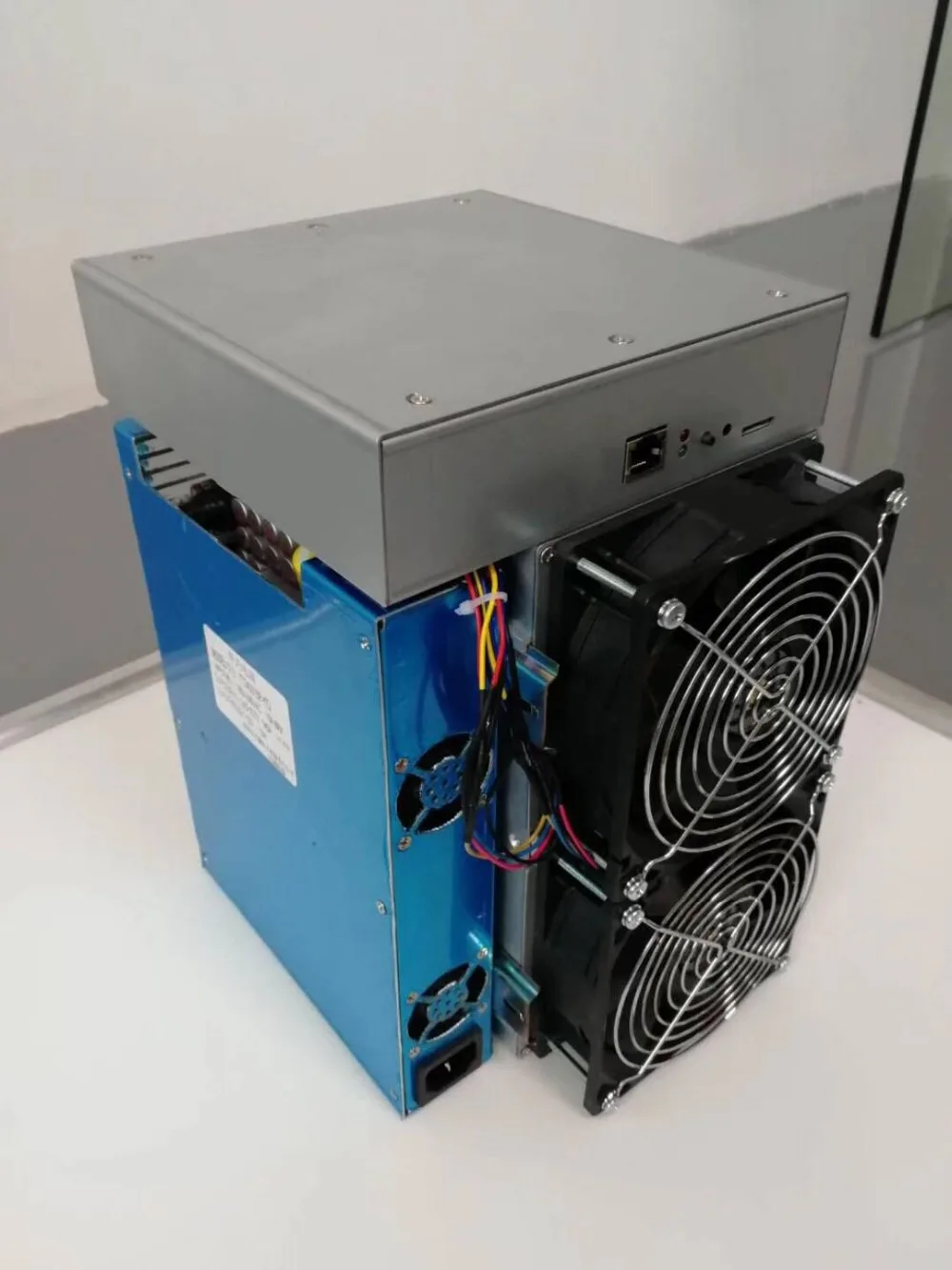 Aisenminer A1 25T±10% 2100W с оригинальным БП лучше, чем Love core A1 Aixin A1 whatsminer m3x