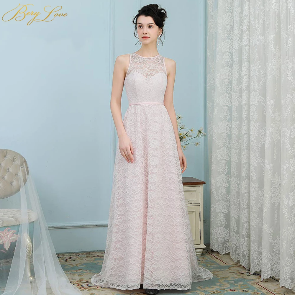 

BeryLove Simple Lace Bridesmaid Dress Long Prom Dress 2019 Blush Pink Formal Dress Tank Neck Gown Keyhole Wedding Party Dress