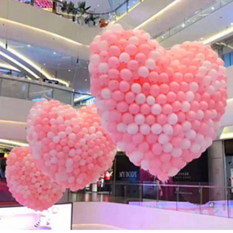 

Balloon Heart Net Creates Romantic Balloon Rain for Wedding Valentine's Day Party
