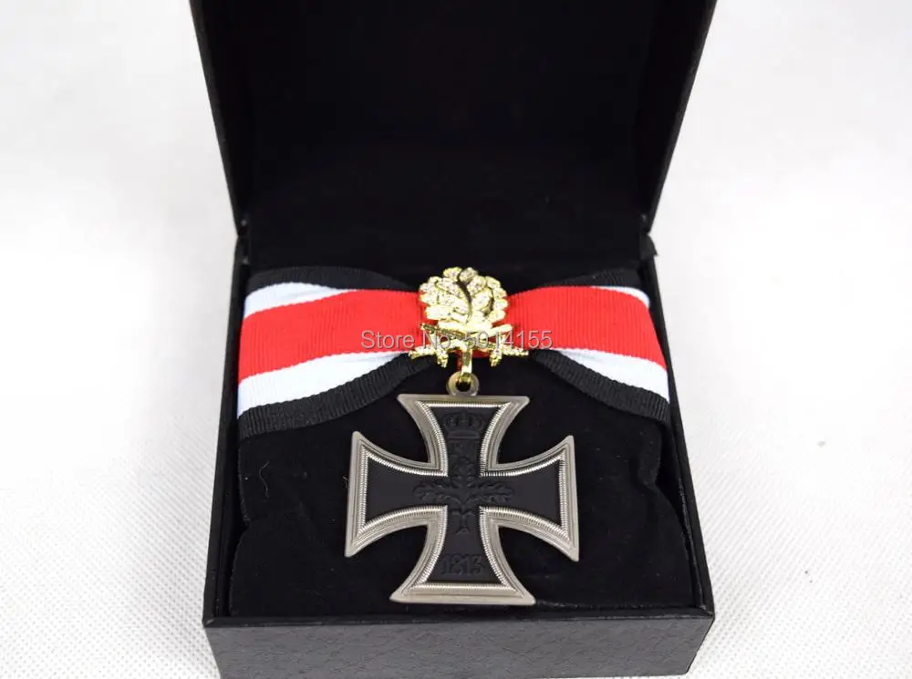 

Replica WWI German Iron Cross W Diamonds OAK Leaf Gold Badge Medal Silver W Box