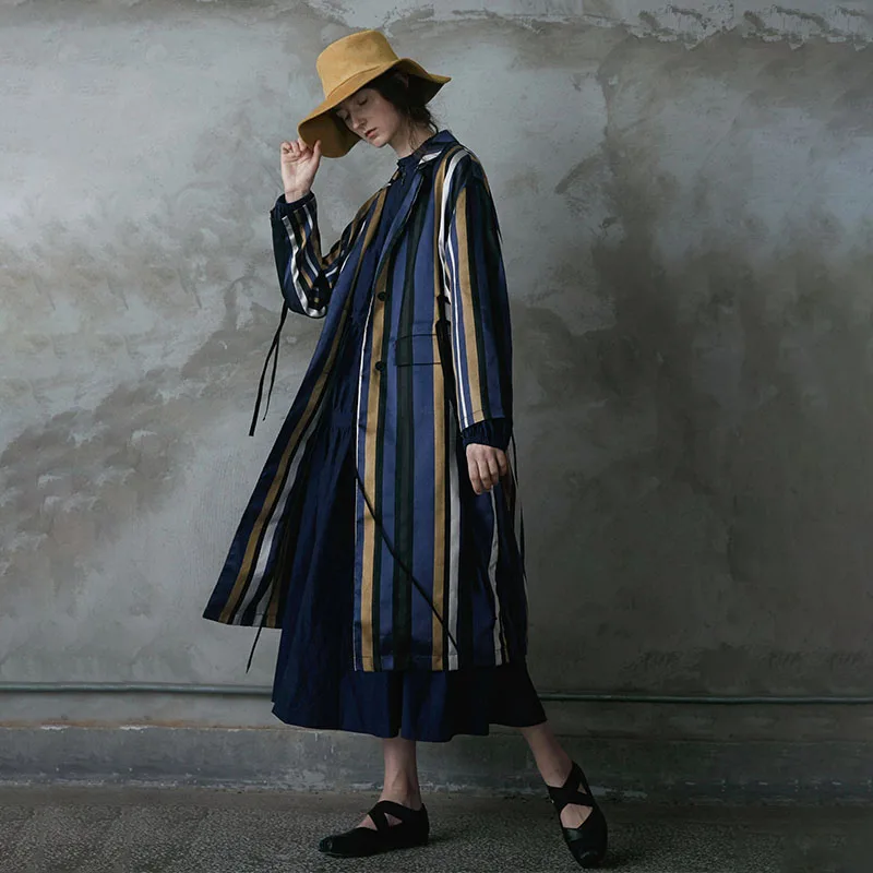 

IRINAW144 NEW ARRIVAL 2018 notched collar multi colored stripe long trench coat women
