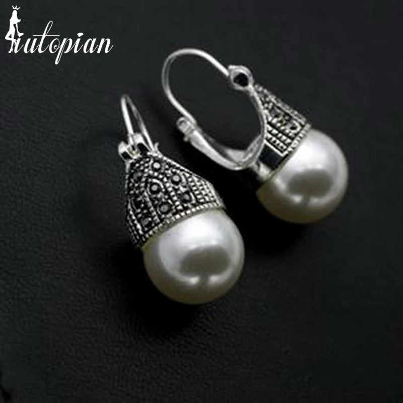 

Iutopian Vintage Style Simulated Pearl Hoop Earrings For Women Brincos Anti-allergy Retro Jewelry Gift Jewelry #RG85322