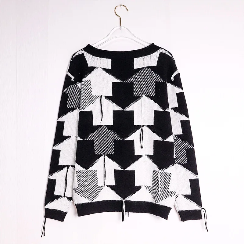 Buy High Quality Black White Plaid Arrow Faux Cashmere