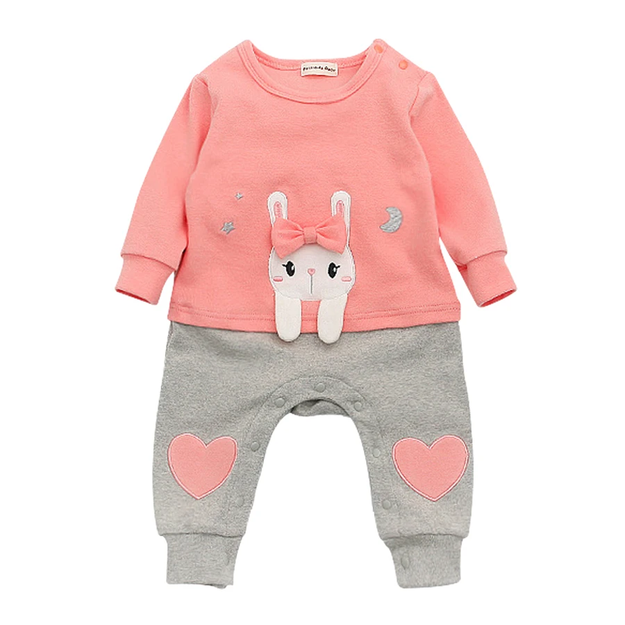 Shop women’s, men’s, maternity, kids & baby clothes and fashion at Gap online shopping in UAE and find the perfect pair of jeans, t-shirts, dresses, pants, shorts and GapFit sports wears for the whole family.