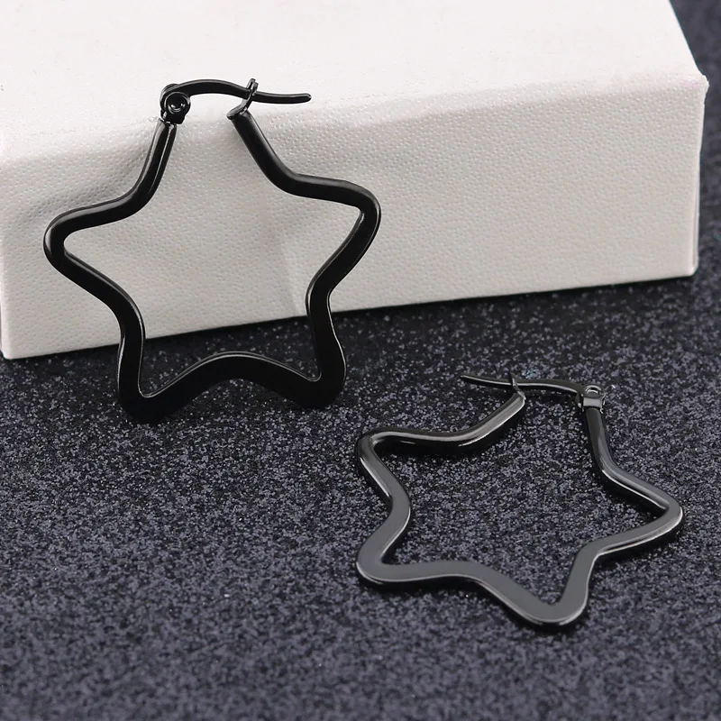 Star hoop earring (3)