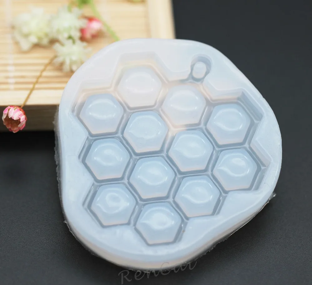 

1 Pcs New honeycomb Liquid silicone mold DIY resin jewelry pendant necklace pendant lanugo mold resin molds for jewelry