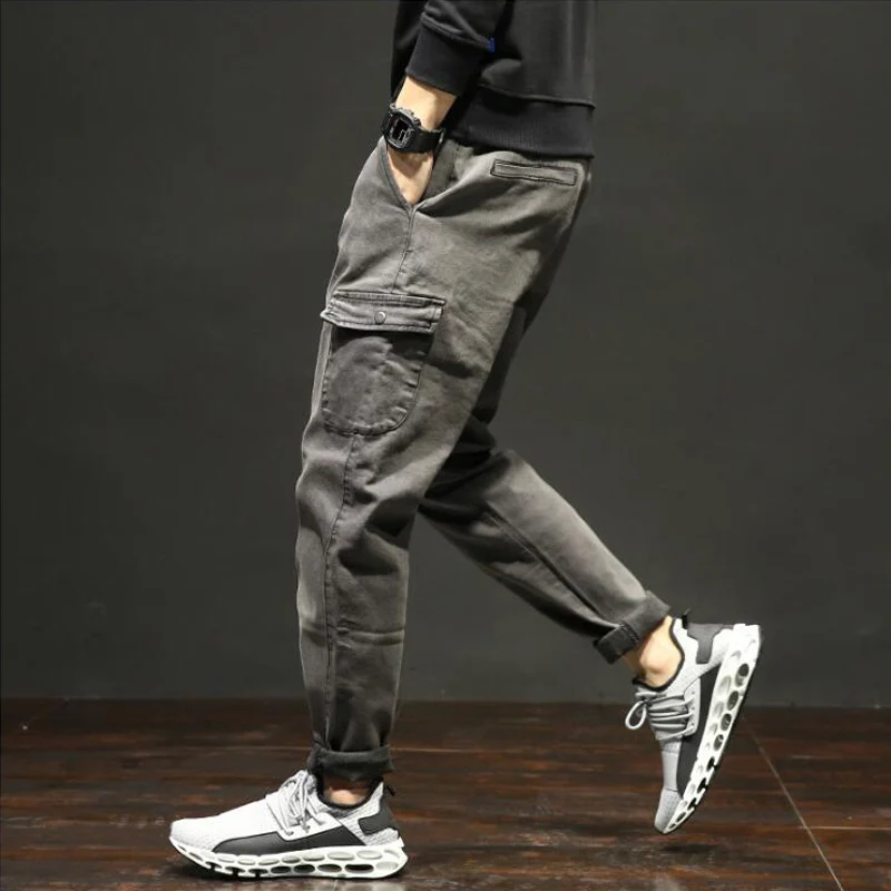 

High Street Fashion Men Jeans Black Gray Color Punk Style Ankle Banded Trousers Big Pocket Cargo Pants Hip Hop Jogger Jeans Men