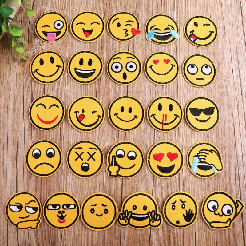 

26pcs/lot 4.9cm Diy Embroidered Emoji Patch Lot Kids Cartoon Motif Patch Smile Face Iron On Patch For Clothes Stickers Hot Sale