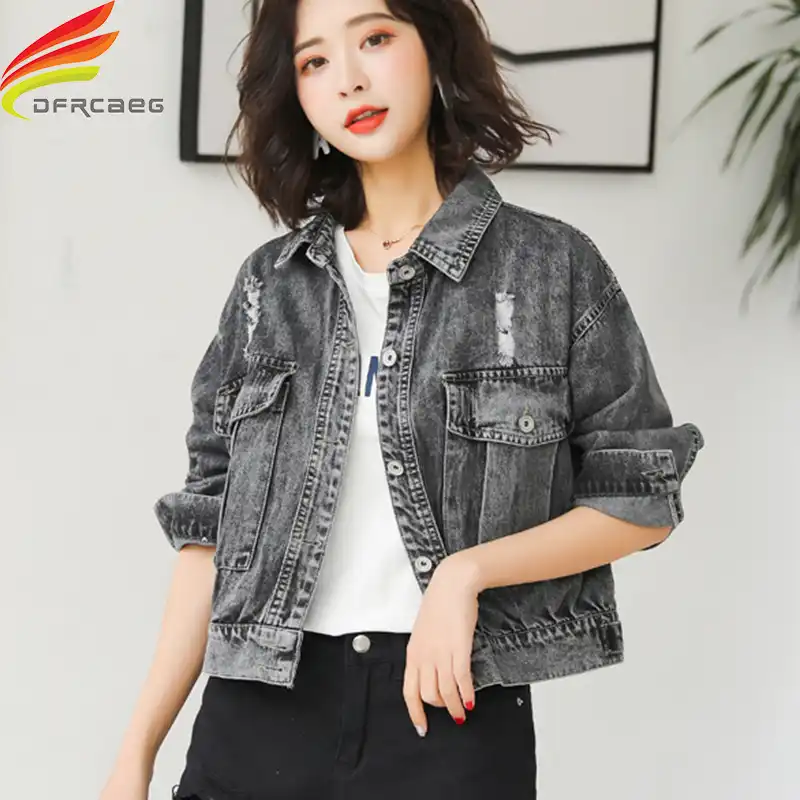 black denim jacket outfit women