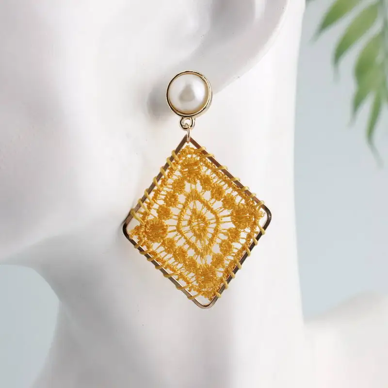 E5772 Yellow