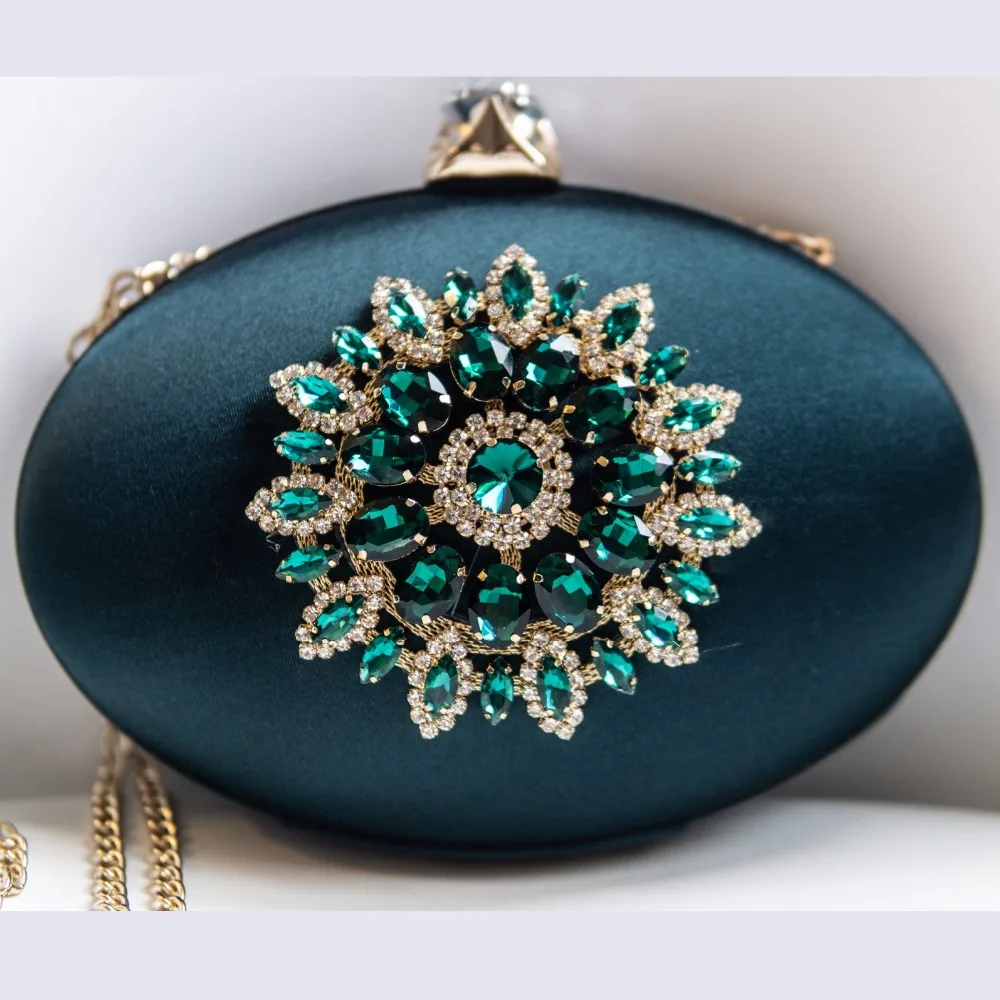 Boutique De FGG Women's Fashion Flower Crystal Clutch Handbag and Purse Ladies Evening Bags Wedding Party Chain Shoulder Bag Boutique De FGG Women's Fashion Flower Crystal Clutch Handbag and Purse Ladies Evening Bags Wedding Party Chain Shoulder Bag